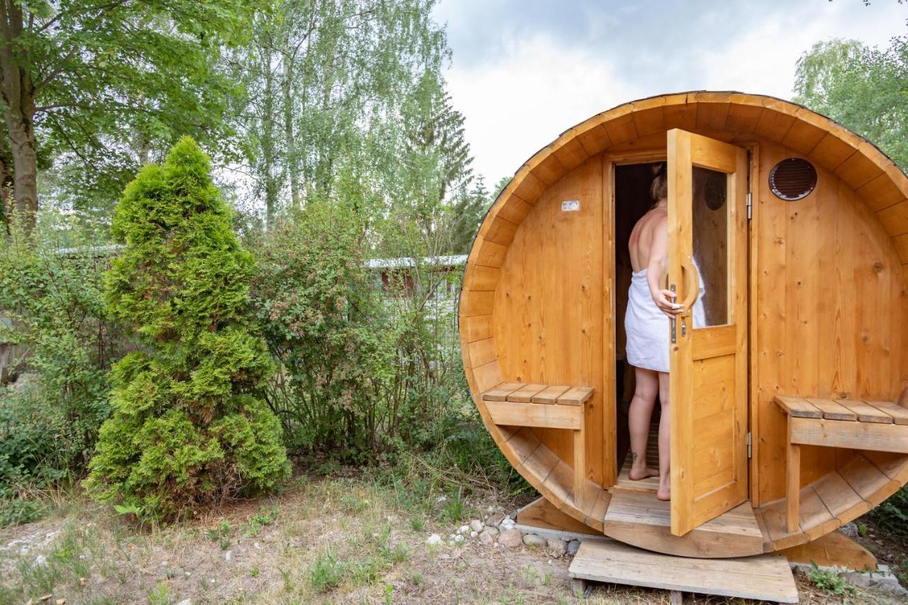 Gemutliches Tinyhouse Bungalow Mit Kamin & Sauna Am See Joachimsthal Dış mekan fotoğraf